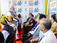 
      
      PM Modi interacts with local traders, merchants of Arunachal
      
      
