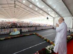 
      
      Hallmark of cooperative organisation is that its...
      
      