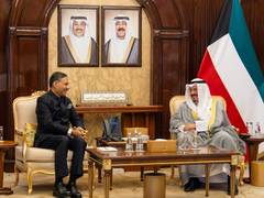 
      
      Indian envoy bids farewell to Kuwait PM, conveys greetings from P
      
      