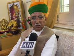 
      
      Meghwal accuses Rahul Gandhi of making 