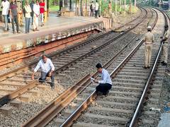 
      
      Cabinet approves doubling of Bakhtiyarpur-Rajgir-Tilaiya single
      
      