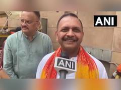 
      
      Colonel Prasad Shrikant Purohit returns to active service
      
      