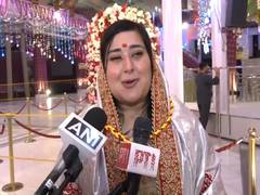 
      
      BJP MP Bansuri Swaraj offers prayer at Jhandewalan Temple
      
      