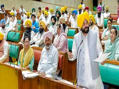 
      
      Punjab Assembly pays tribute to people lost lives in floods 
      
      