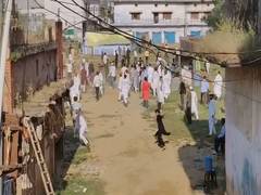 
      
      Stone pelting in UP's Bareilly after Friday prayers
      
      