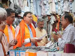 
      
      Uttarakhand CM interacts with traders under 