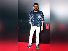 
      
      Man held in West Bengal for extortion threats to Kapil Sharma
      
      