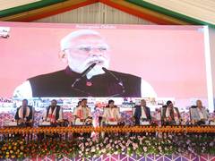 
      
      Assam CM Himanta Biswa Sarma virtually joins PM Modi
      
      