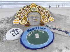 
      
      Sudarsan Pattnaik creates sand art depicting goddess Durga
      
      