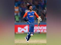 
      
      'Tilak Varma just played a Virat Kohli–like knock against Pak'
      
      