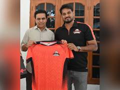 
      
      Hyderabad Black Hawks invite KTR Gaaru to Prime Volleyball League
      
      