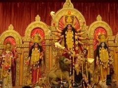
      
      CR Park  committee's Durga pandal adopts Sonar Kella theme
      
      