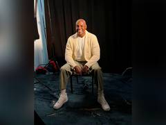 
      
      Nine-time Olympic gold medalist Carl Lewis to flag off DHM
      
      