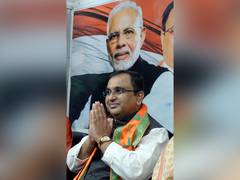 
      
      BJP's Jamal Siddiqui seeks Bharat Ratna for RSS founder Hedgewar
      
      