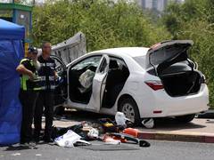 
      
      UK: 2 killed, 3 injured in stabbing, car ramming attack 
      
      