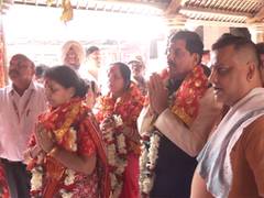 
      
      MP CM Mohan Yadav offers prayers at Kamakhya Temple in Guwahati
      
      