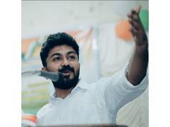 
      
      Youth Congress' Vijay Induchoodan demands case against Kerala CM
      
      