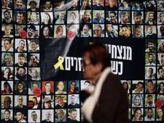 
      
      Israeli official: Hostages could be freed “in a few days”
      
      