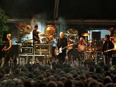 
      
      'The Smashing Pumpkins' calls off their Indian debut performance
      
      