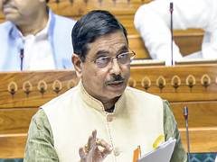 
      
      Govt launches probe into e-commerce platforms over extra charges 
      
      