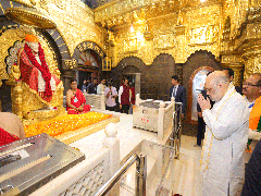 
      
      Maharashtra: Amit Shah offers prayers at Sai Baba temple in Shird
      
      