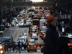 
      
      Heavy traffic grips South Korea’s highways 
      
      