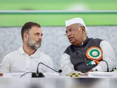 
      
      Congress condemns killing of man in Raebareli
      
      