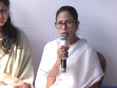 
      
      West Bengal CM Mamata Banerjee visits Dudhia bridge collapse site
      
      