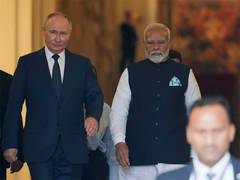 
      
      PM Modi, President Putin discuss strengthening India-Russia ties
      
      