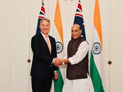 
      
      India-Oz discuss potential to deepen defence industry tie-ups
      
      