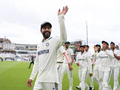 
      
      Jadeja, Kuldeep spin duo restrict visitors to 140/4 at stumps 
      
      