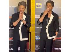 
      
      Shah Rukh Khan graces Filmfare Awards 2025
      
      