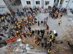 
      
      Almost 30 suicide bombers operarting in Pak since 2 yrs are Afgha
      
      