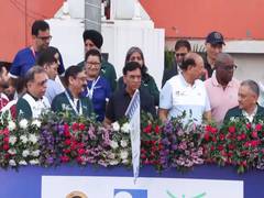 
      
      Mansukh Mandaviya flags off 20th edition of Delhi Half Marathon
      
      