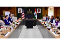 
      
      Sergio Gor meets Commerce Secretary amid negotiations on trade
      
      