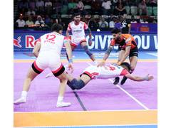 
      
      Guman Singh stars as UP Yoddhas crush U Mumba 40-24 
      
      