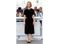 
      
      Mia Wasikowska to co-direct legal dramedy 'The Great White' 
      
      