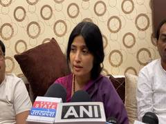 
      
      Samajwadi Party (SP) MP Dimple Yadav on Durgapur gangrape case
      
      