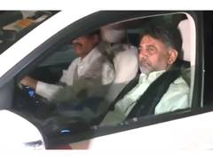 
      
      Karnataka CM Siddaramaiah hosts dinner meet for ministers amid Ca
      
      