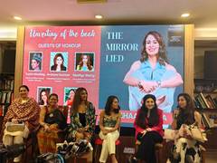 
      
      Inshaa Arora Unveils The Mirror Lied
      
      