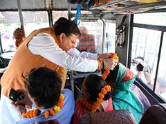 
      
      Uttarakhand CM Dhami flags off 32 devotees to Gangotri Dham
      
      