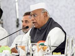 
      
      Kharge chairs CEC meet in Delhi
      
      