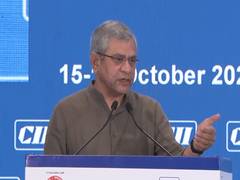
      
      Vande Bharat 4.0 should benchmark on all parameters, says Ashwini
      
      