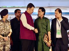 
      
      Venugopal Rao surrenders before Maharashtra CM Fadnavis
      
      