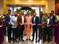 
      
      Malabar Gold & Diamonds Opens its Showroom at Vaishali Enclave
      
      