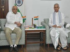 
      
      Gujarat CM meets Governor ahead of cabinet swearing-in ceremony
      
      