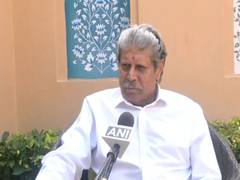
      
      He's doing a great job: Kapil Dev praises Golf Foundation chief
      
      