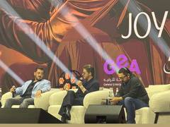 
      
      Shah Rukh Khan shares his admiration for Salman, Aamir
      
      