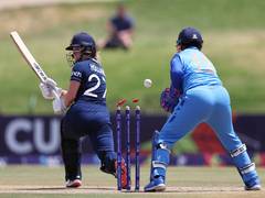 
      
      Women's World Cup: England win toss, opt to bat against India 
      
      