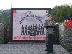 
      
      COAS Dwivedi visits forwards areas in Central sector, reviews ope
      
      